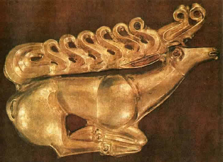 Олень. Золотая обкладка щита из скифского кургана Прикубанья. VI в. до н.э.